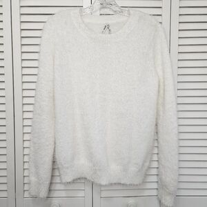 Women's White Long Sleeve Pullover Sweater